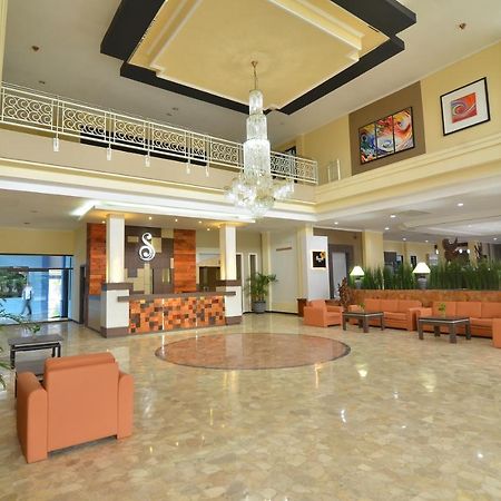 Hotel Sofia Juanda Surabaya Sidoarjo Exterior foto