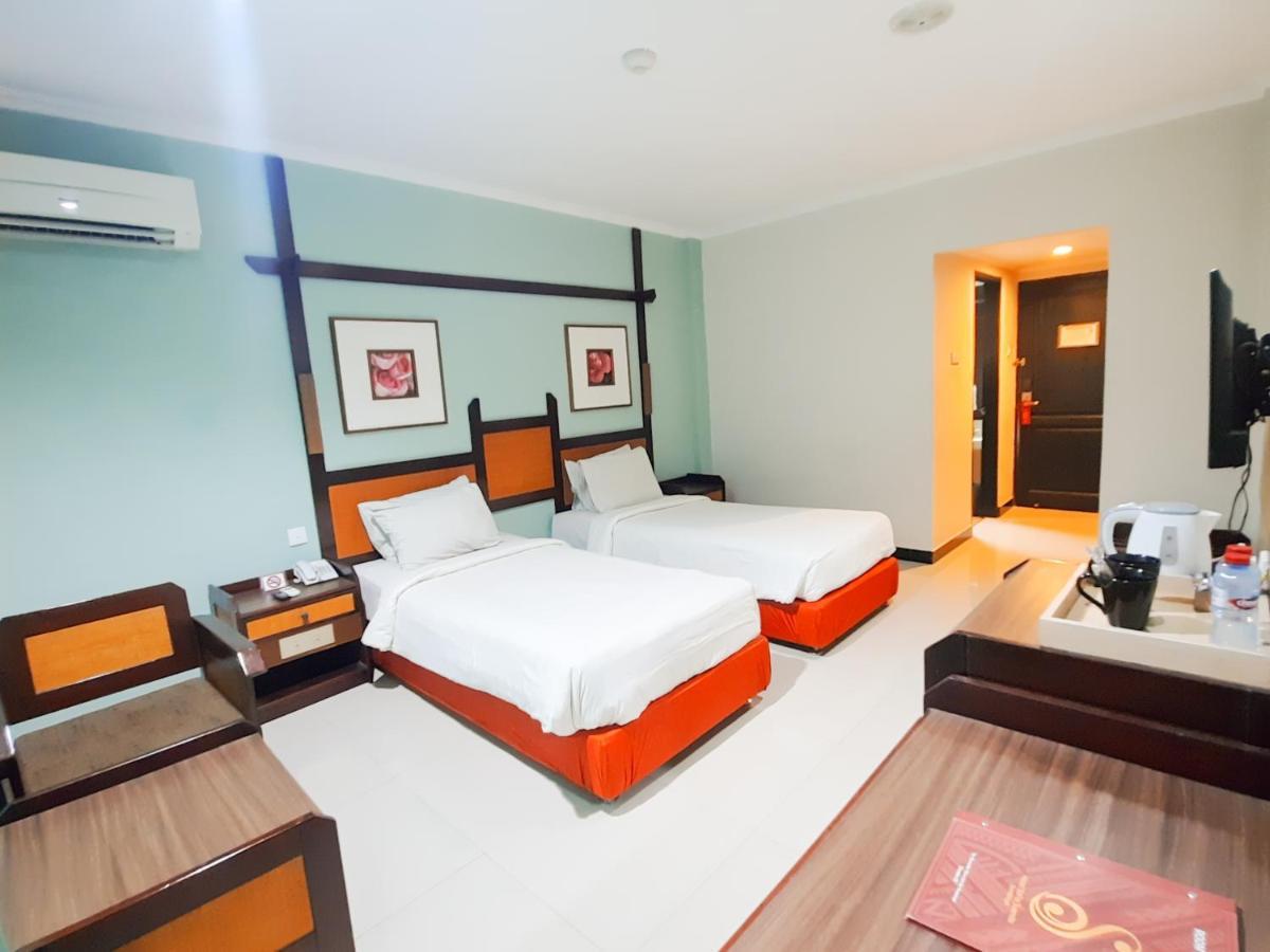 Hotel Sofia Juanda Surabaya Sidoarjo Exterior foto