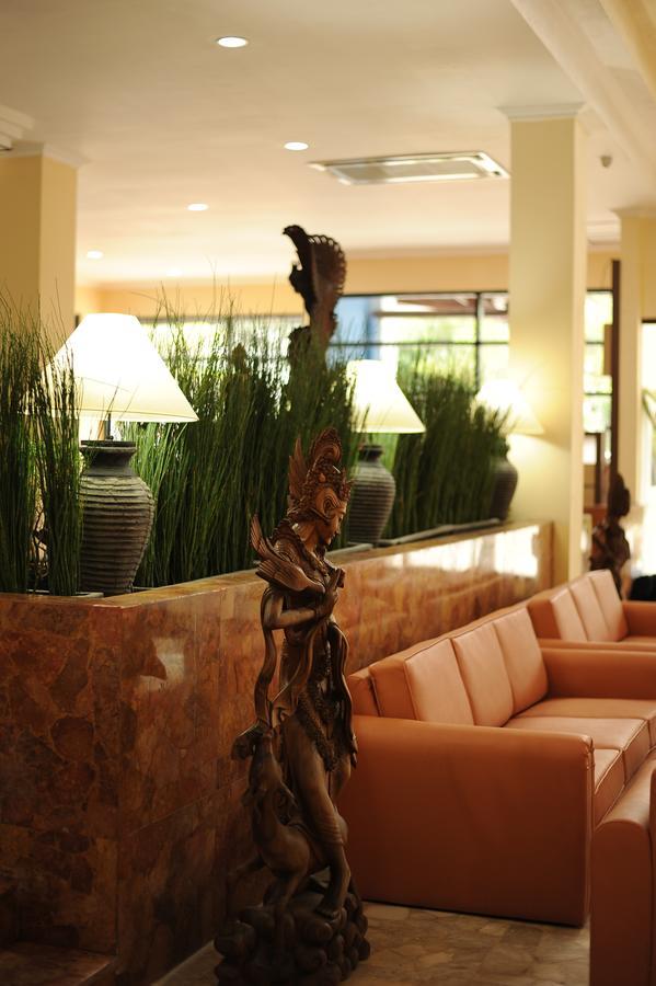 Hotel Sofia Juanda Surabaya Sidoarjo Exterior foto