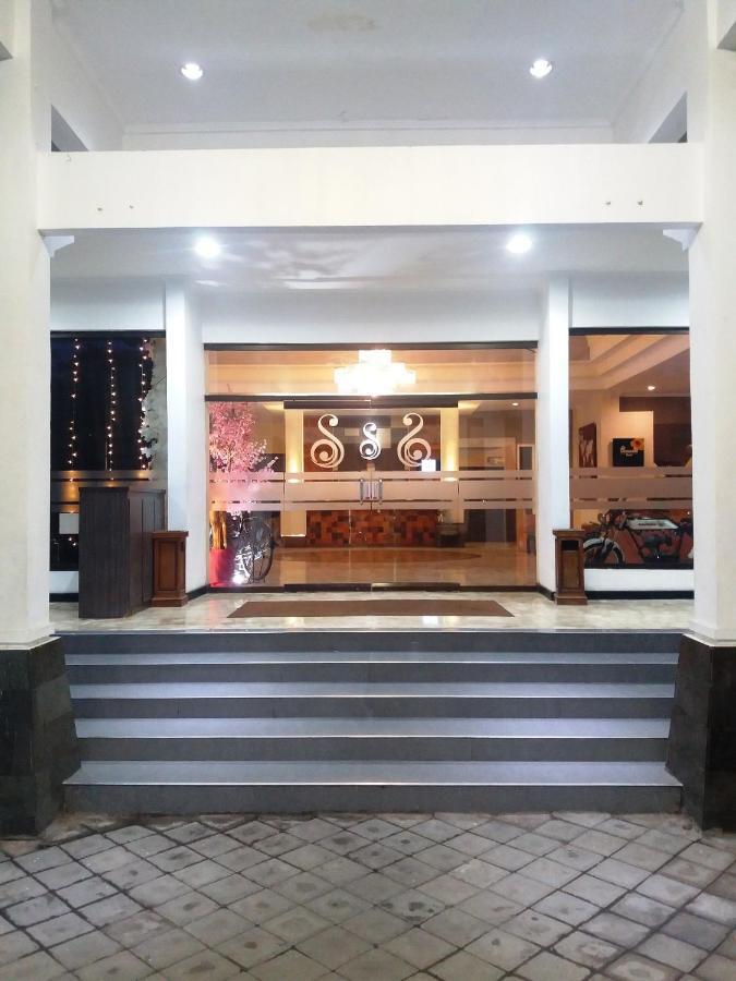 Hotel Sofia Juanda Surabaya Sidoarjo Exterior foto